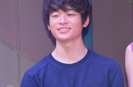 すしらーめんりくは結婚はまだだが、彼女はいるか不明、本名堀内陸。